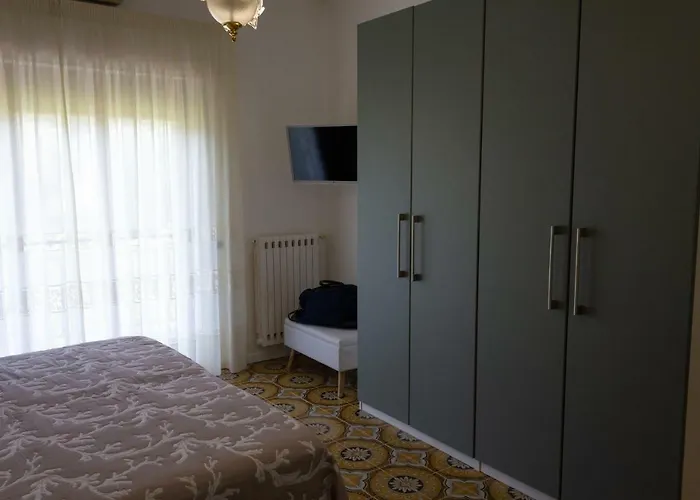 Flower's Semesterbostad